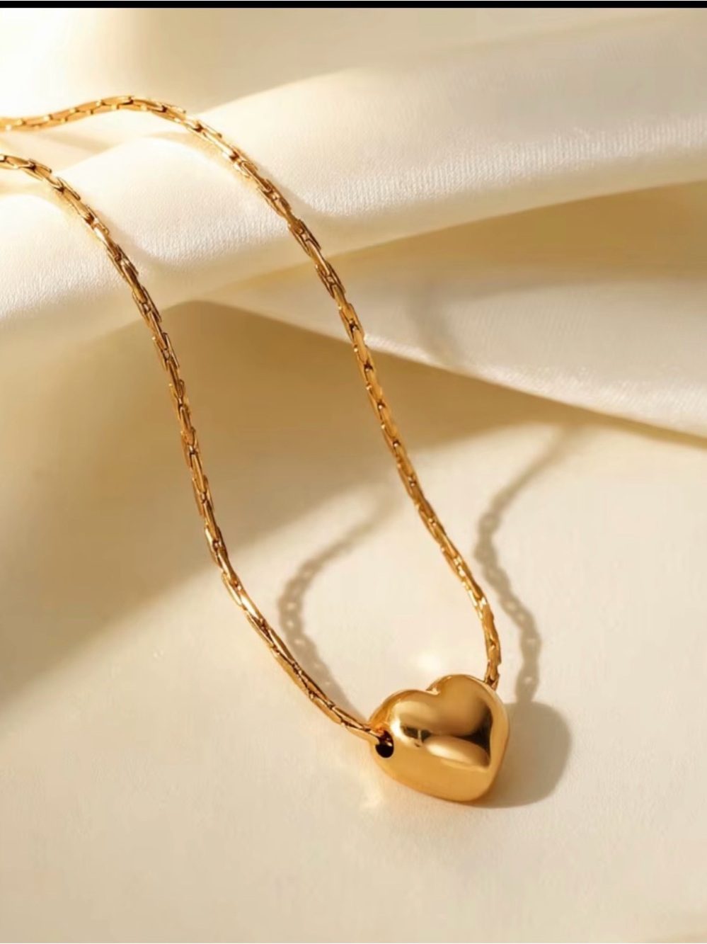 Gold Heart Pendant Necklace - Women Jewelry